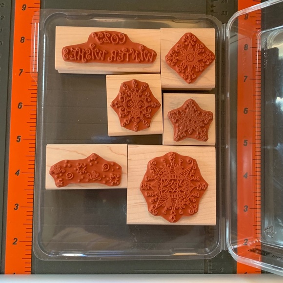 Stampin’ Up! ENCHANTED SNOWFLAKES - Picture 2 of 3